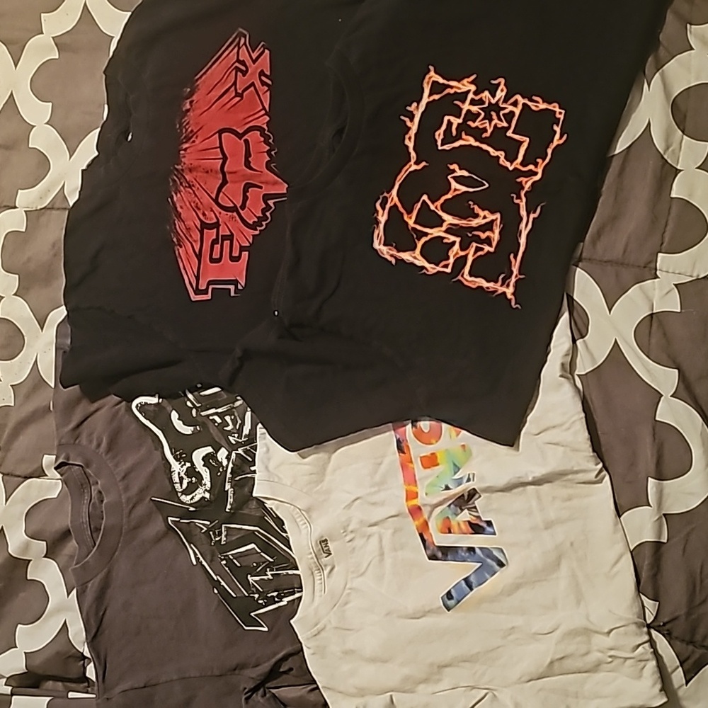 Boys Tshirts Fox, DC and Vans